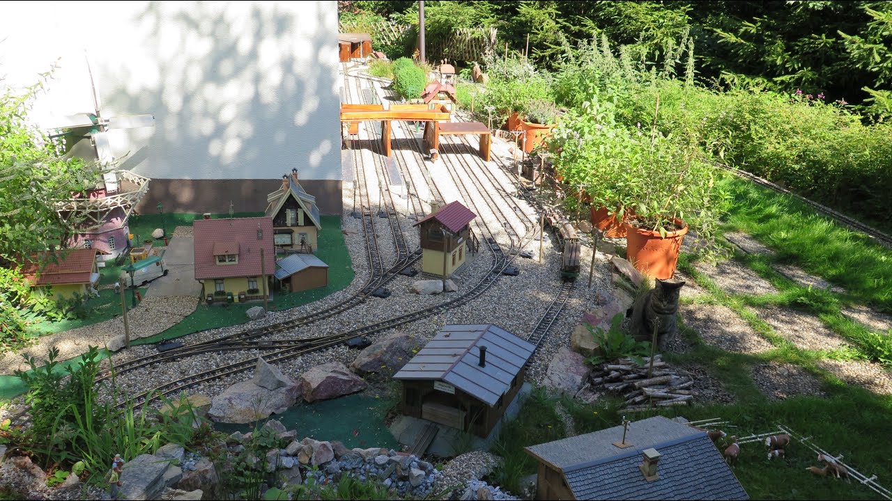 Meine Gartenbahn & meine Katzen