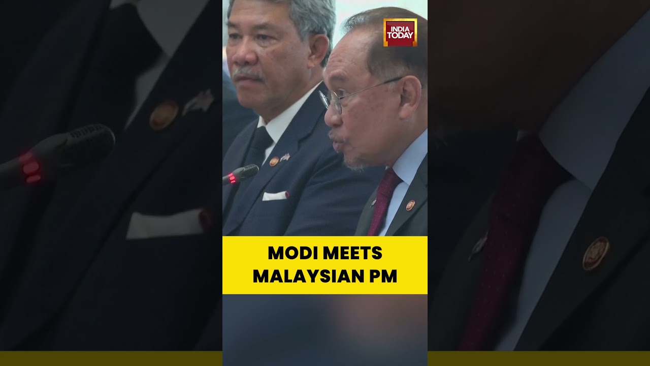 Indian PM Modi meets Malaysian PM in Putrajaya for key talks