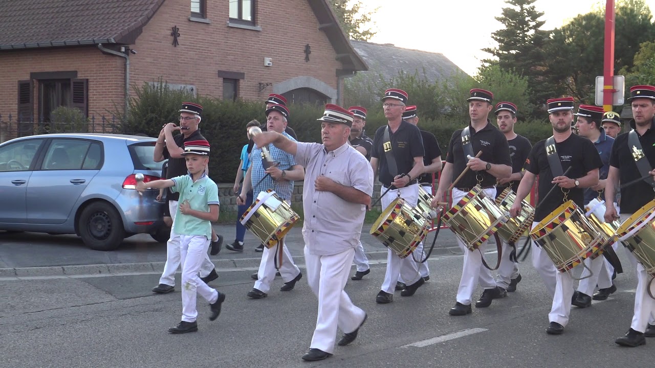 Week-end de Pâques: Sortie du corps d'office de la marche Sainte Rolende Gerpinnes-Flaches 2019 10