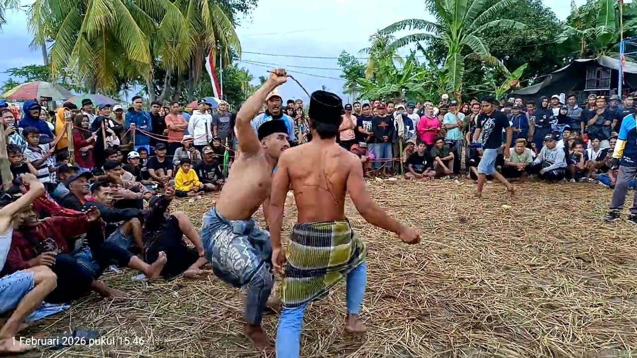 Tradisi Tari Ojhung part20 Minggu, 01/02/2026, ‎⁨@desabesuk87 #viral #desasejahtera  #selamatandesa