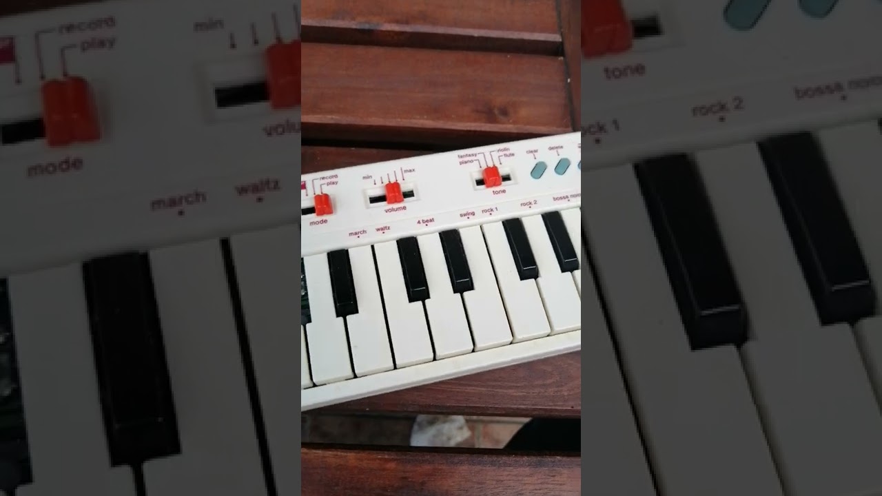 Family Frost tune on CASIO PT-10 (live session)
