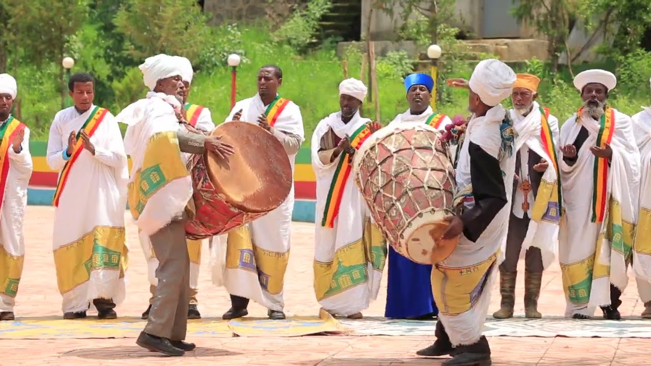 የበዓለ#ወልድ #መዝሙር#ጥናት ከደምበጫ ሚካኤል  ካህናት ጋር ።