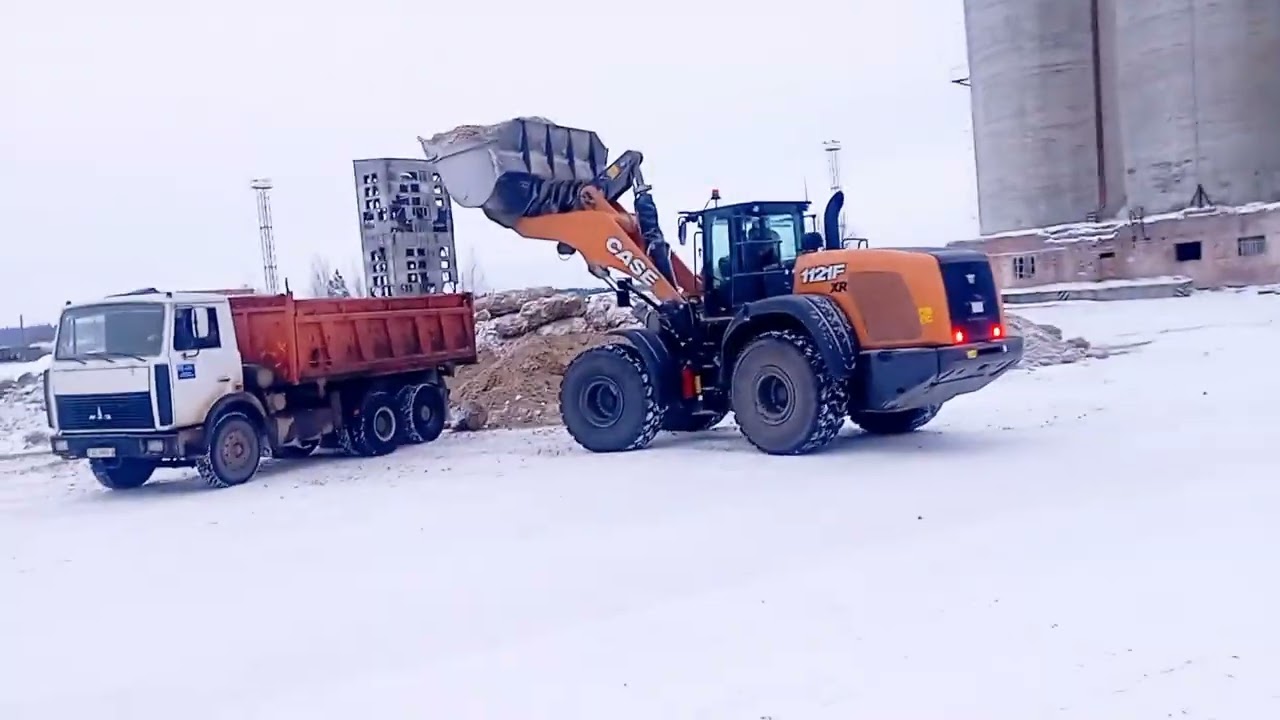 Восстановление МАЗ 6501,после свёрнутого подрамниками) Готовим 5516 к техосмотру.Клепаем всю в круг