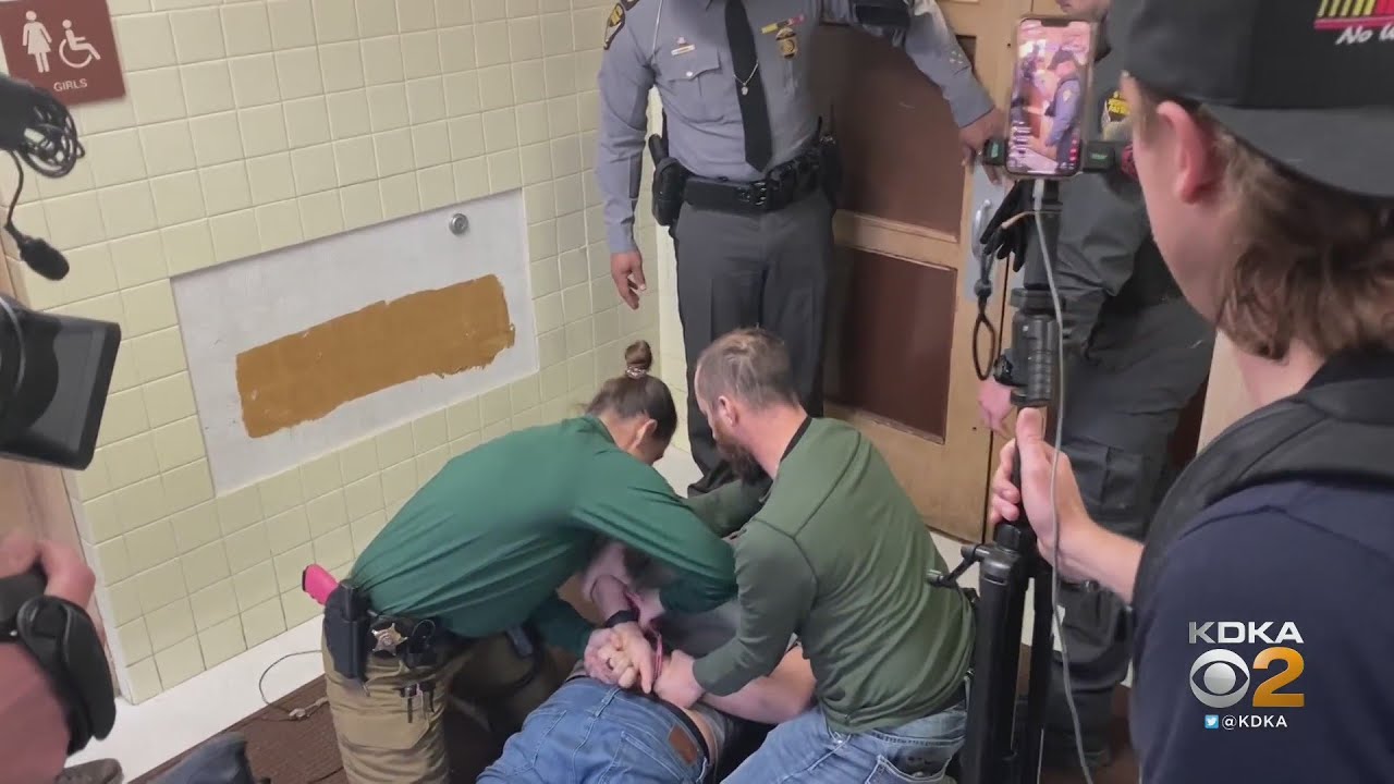 Reporter arrested during Ohio Gov. Mike DeWine's East Palestine train derailment news conference