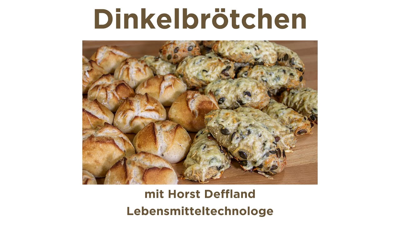 Dinkelhandsemmeln und Dinkelkäsekürbiskernbrötchen