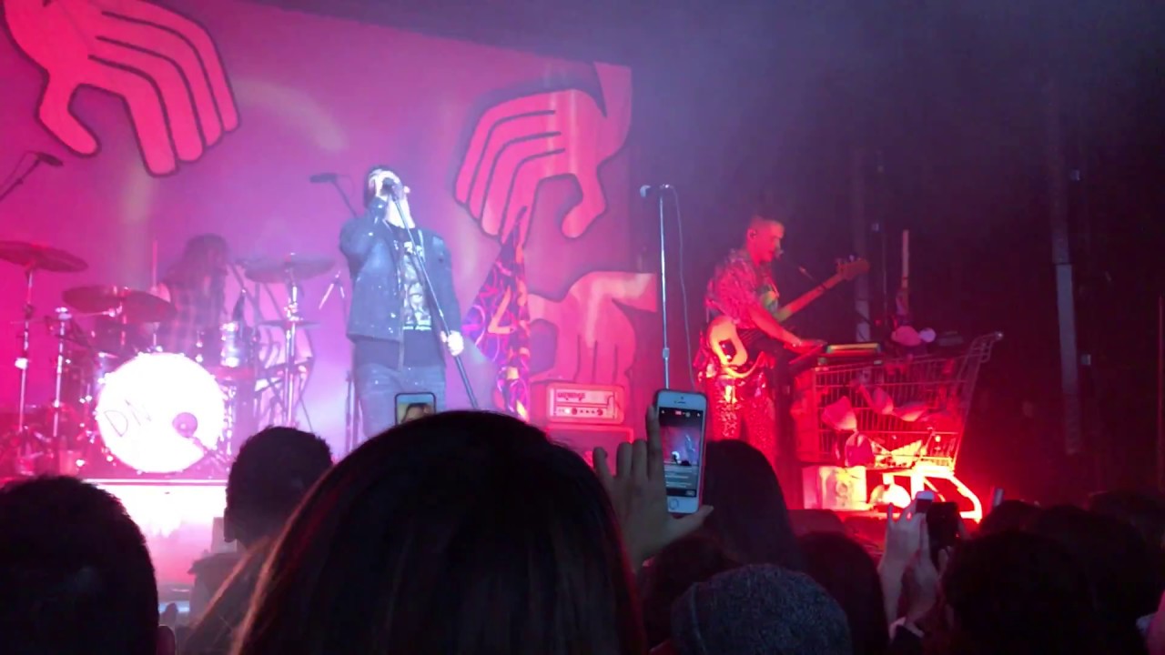 DNCE - 