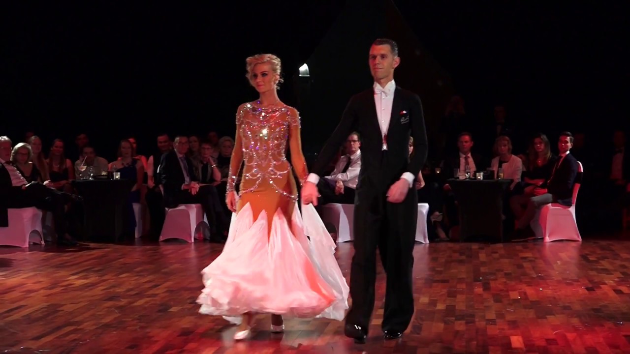 Wesley & Patricia - ENGELSE WALS