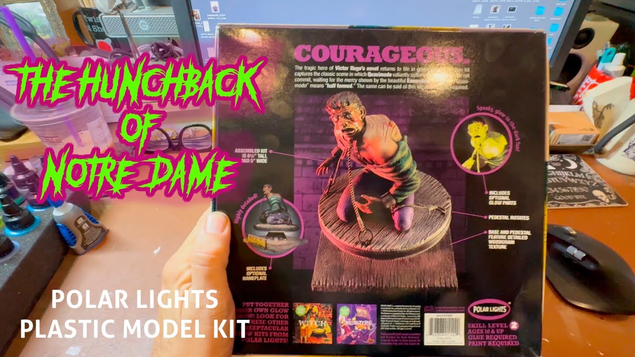 THE HUNCHBACK OF NOTRE DAME PLASTIC MODEL KIT