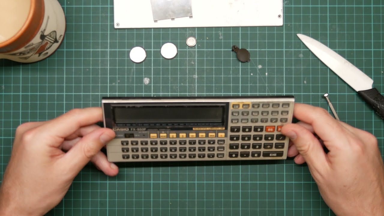 Cleaning and trying out a Casio FX-850P pocket computer