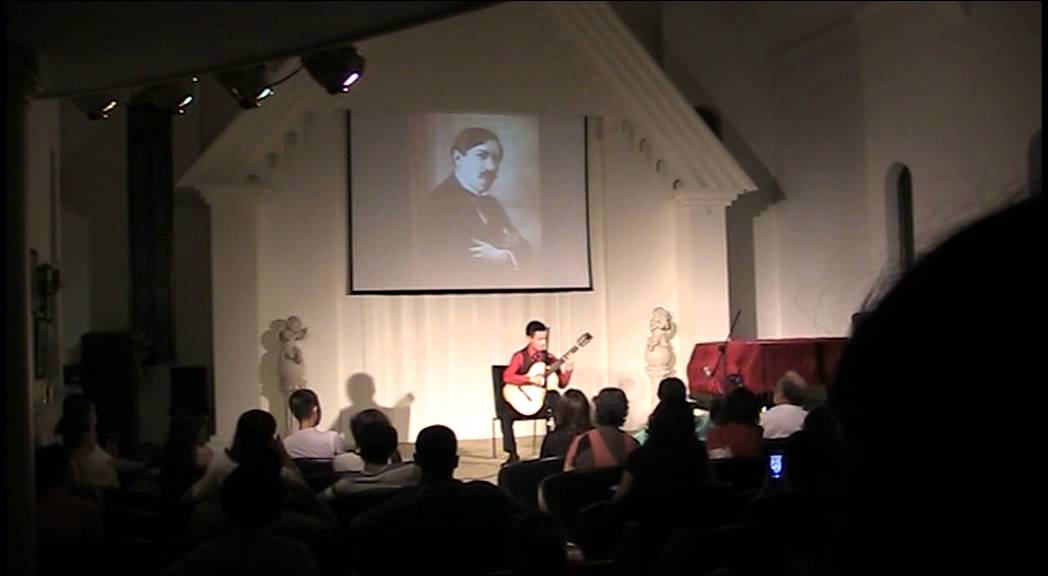 Bin Hu plays Vals No 4 by Agustín Barrios