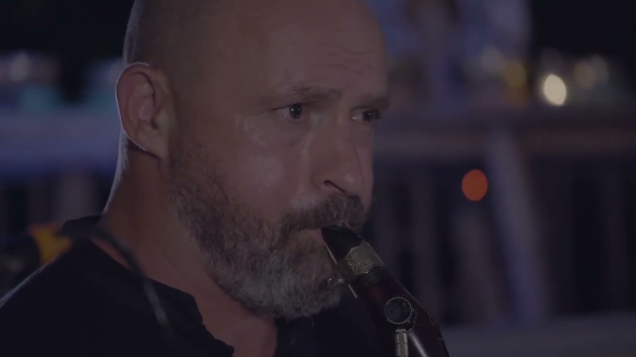 Harel Shachal - Between the notes - live at Shivari in Thailand