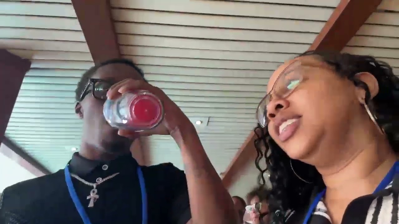 First Cruise Simple Walk Thrue (Carnival)(( Lido/Deck 9 ))