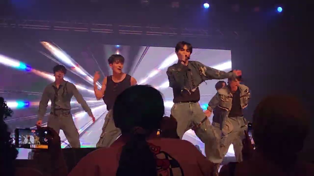 cix 230313 movie star 