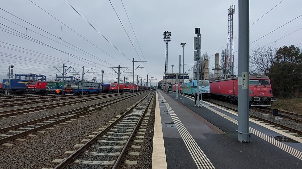 Trenuri în Gara din Curtici/Trains in Curtici Station 4K.