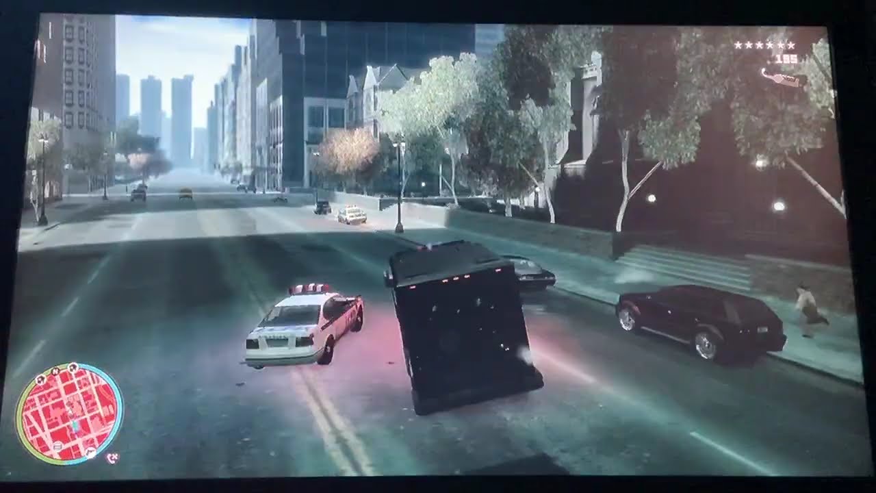 GTA 4 - 6 Stars Wanted Gameplay with Police Chase!