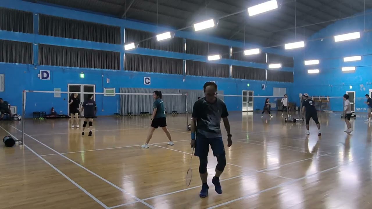 二四羽球隊1/22-1 靖涵,斯理Vs Mimi,小函