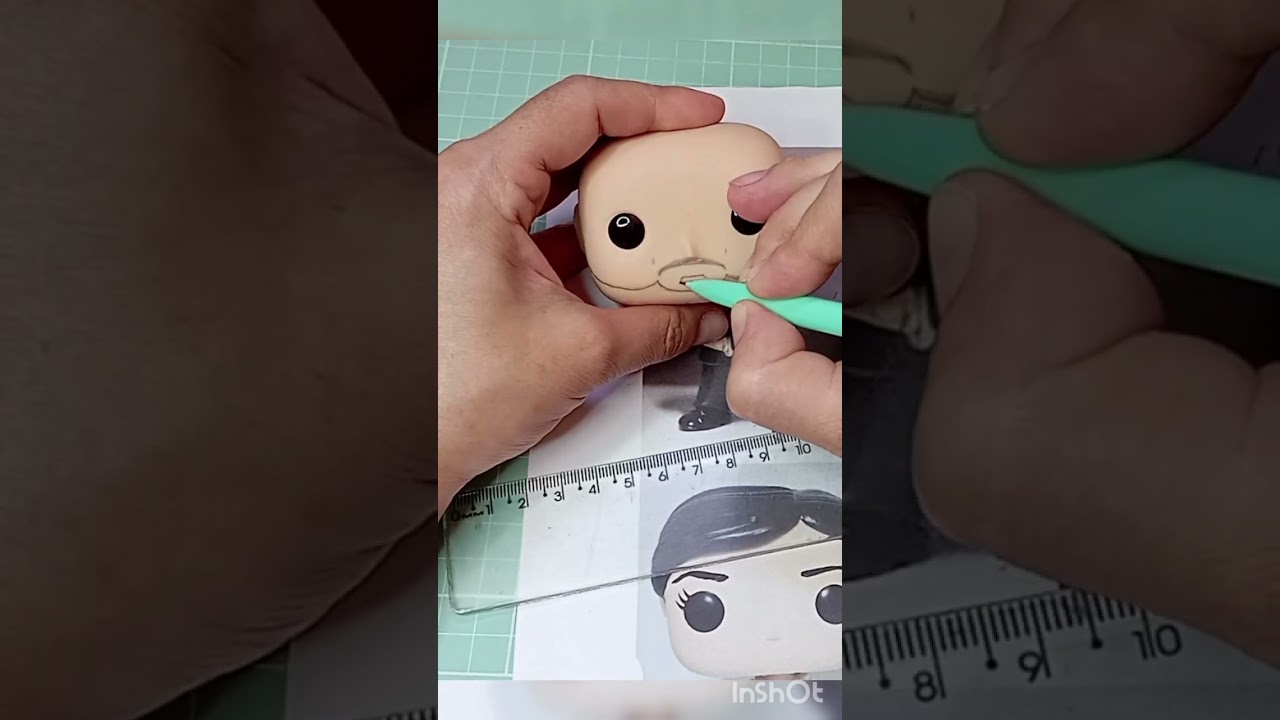 &Eacute; assim que faz um Funko Pop caseiro #biscuit #custom