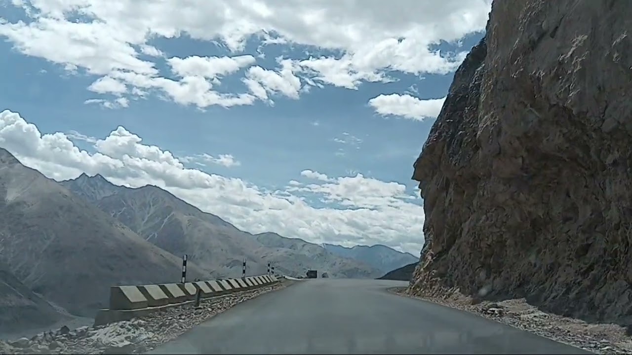 Ladakh trip with friends 🧡 #viral #Ladakh #india 