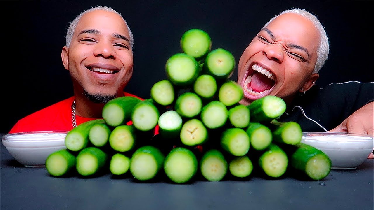 CUCUMBERS MUKBANG CHALLENGE 🥒🥒🥒 | KC CONNECTION | HAPPY THANKSGIVING 🦃🍁 🤗❤️