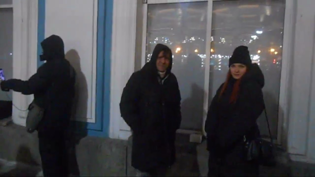 Уличные музыканты Питер гр. AVVA на Невском 7 февраля ч2 - Голая