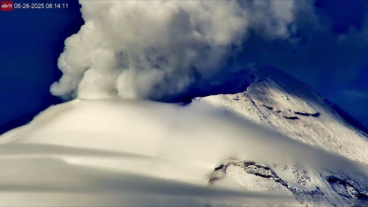 Popocatépetl by Day – Snowcapped Volcano Gently Degassing | June 28, 2025