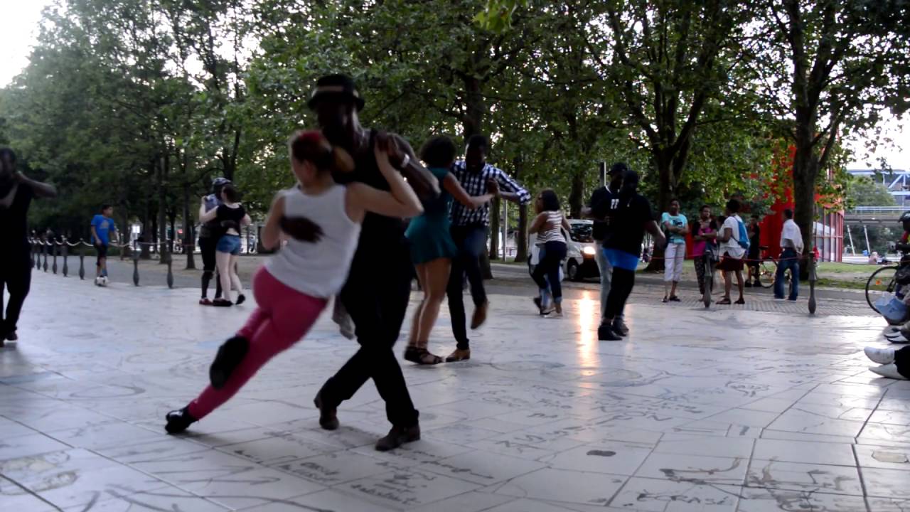 Kizomba Na Rua Paris 17/07/2016 - Eduardo Paim Esse Madie