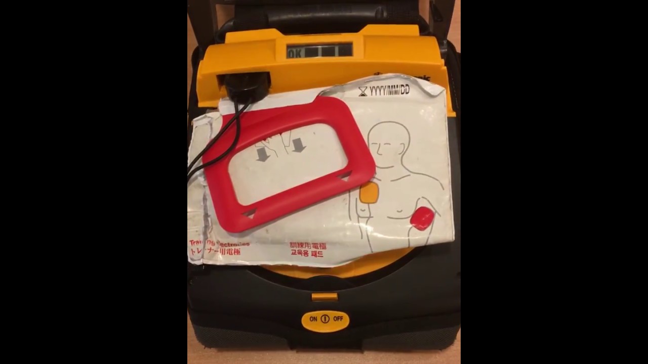 AED 語音提示(CR Plus) 示範 (半自動模式)