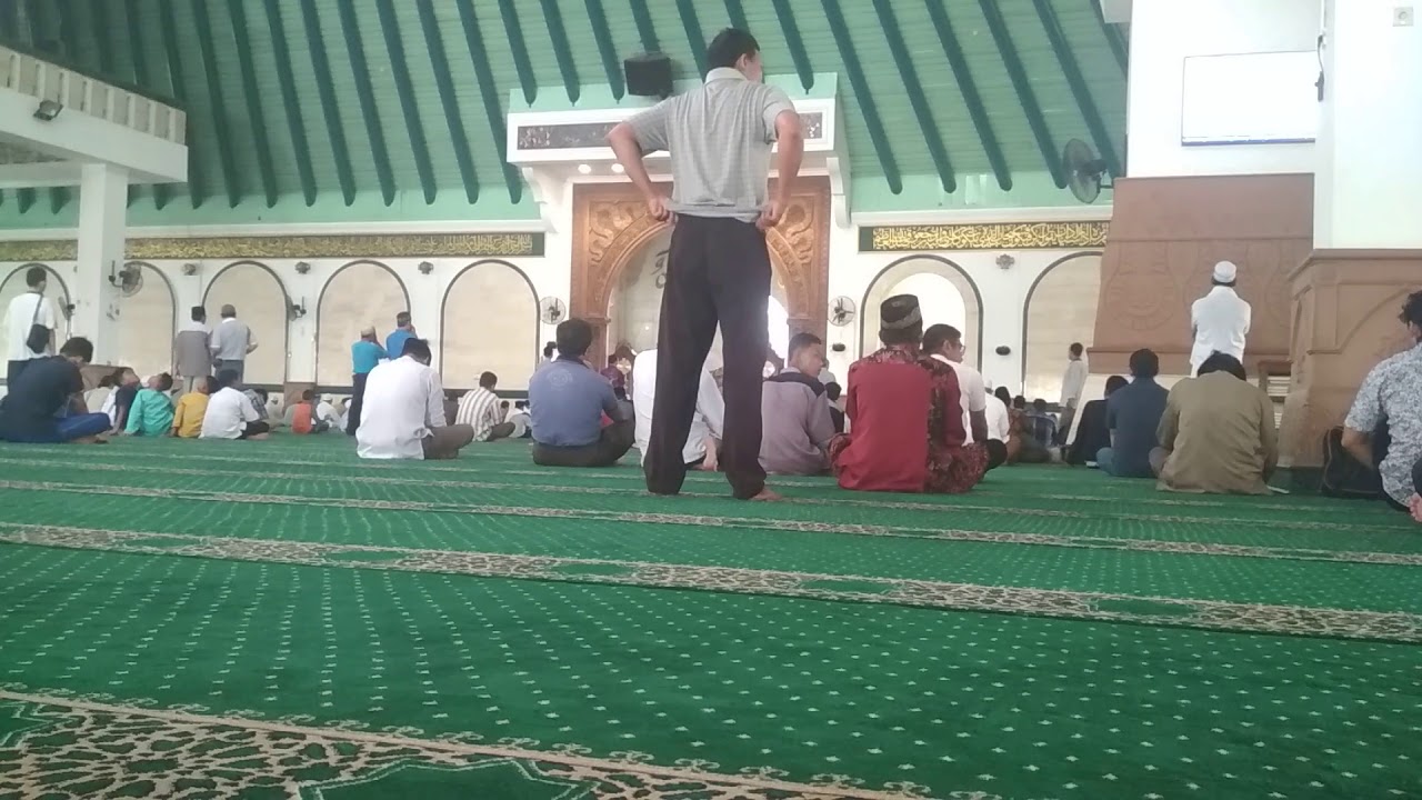Adzan merdu salat Jumat Masjid Agung Jawa Tengah (MAJT) - 15 Maret 2019