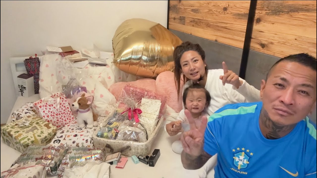 Unboxing gifts 🎁 || my daughter birthday gifts from Switzerland || Swiss vlog || Tibetan vlogger 