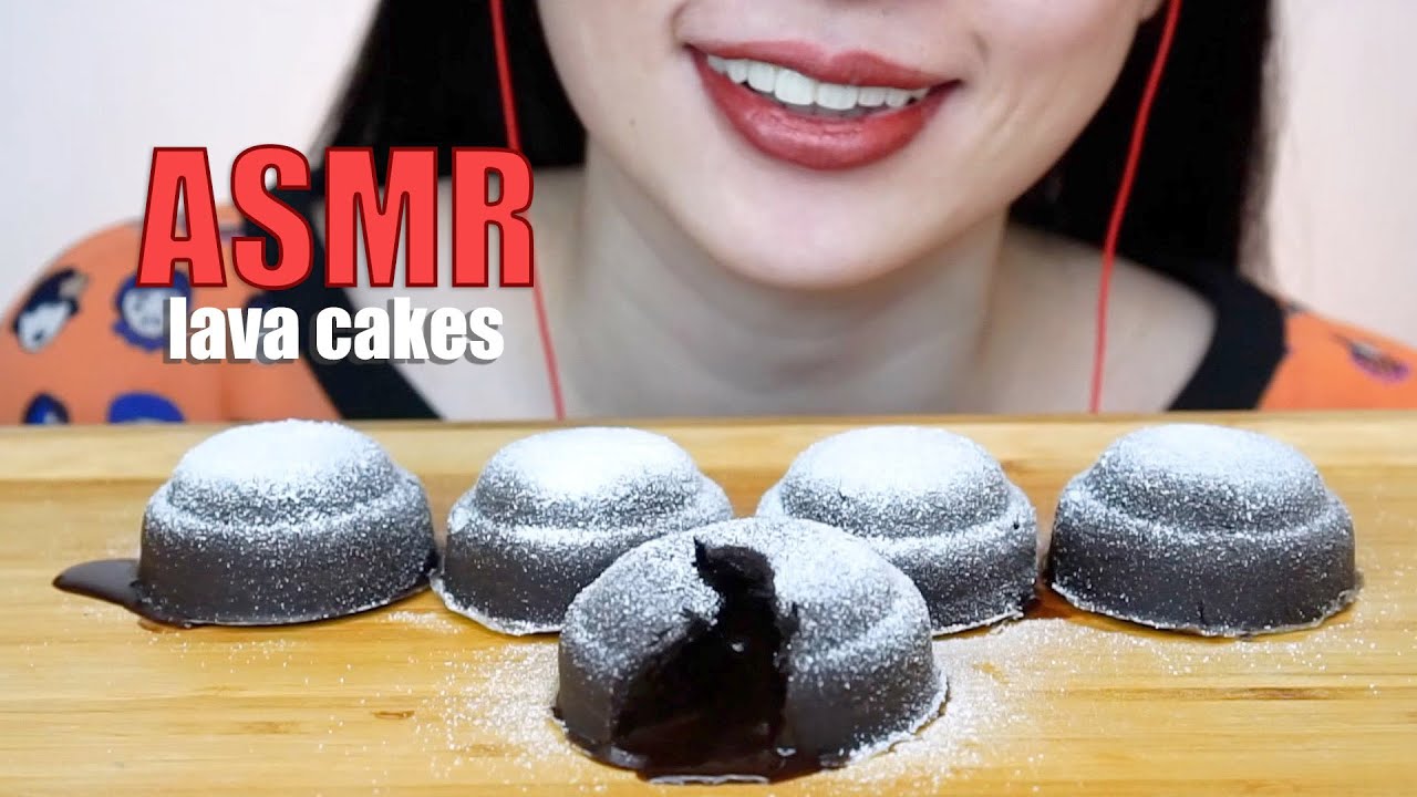 ASMR EATING SOUNDS CHOCOLATOS MOLTEN MINI LAVA CAKES | NO TALKING | SHEFEBULOUSCIOUS ASMR INDONESIA