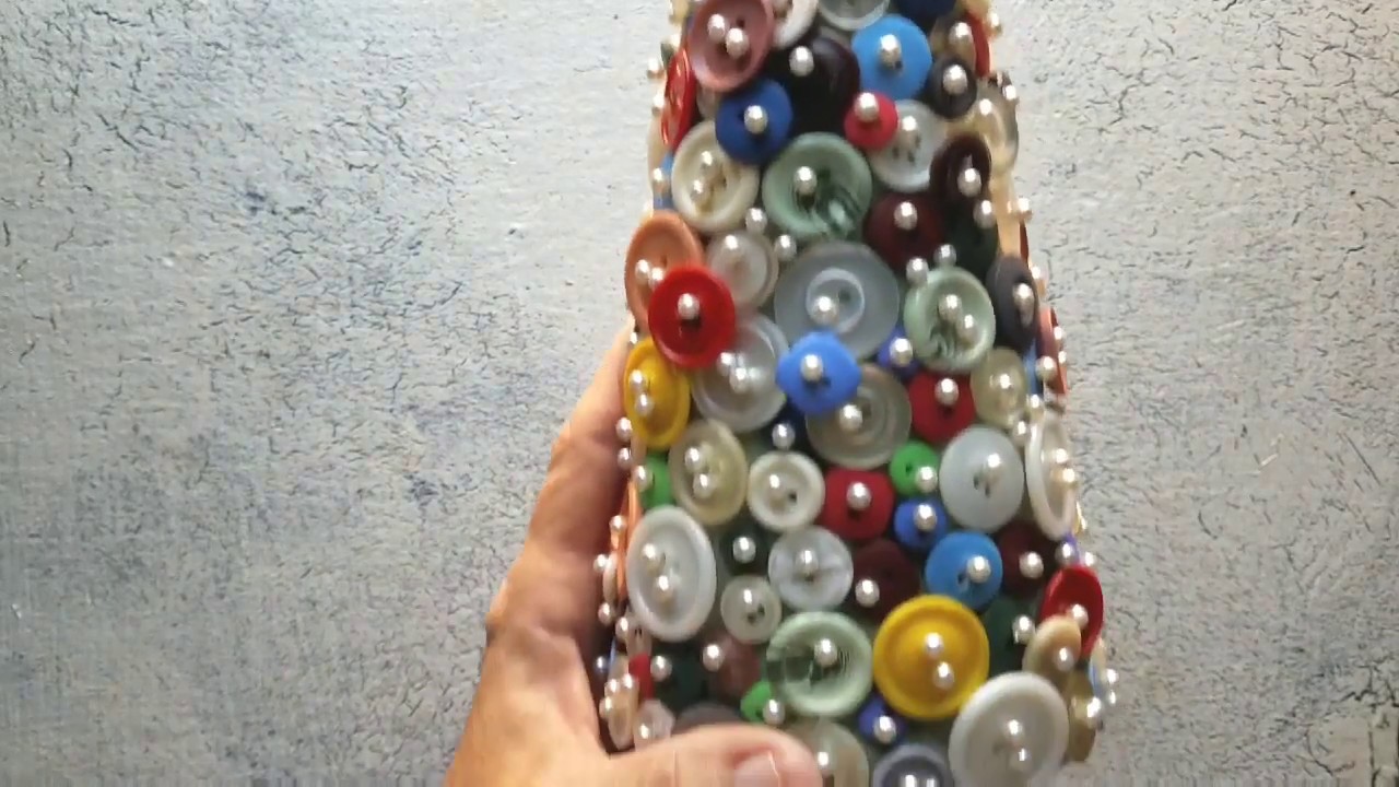 DIY Victorian Button Christmas Tree