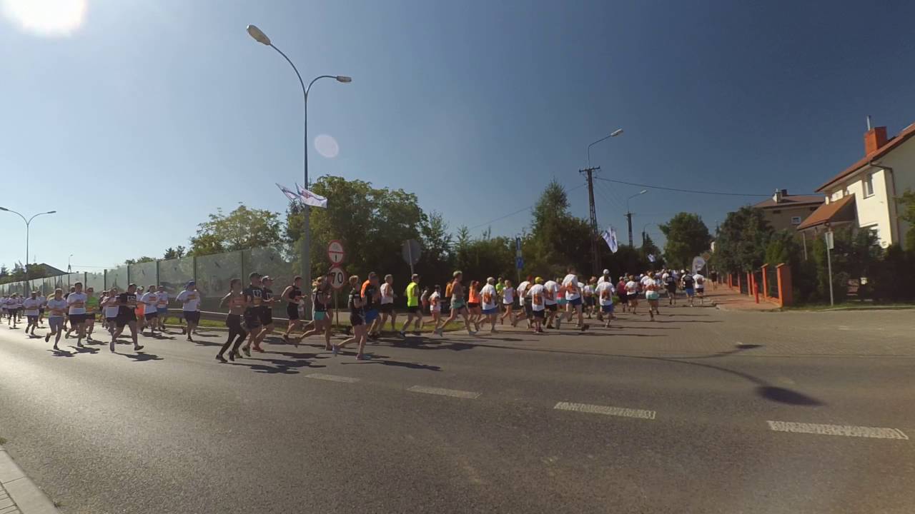 Pierwszy kilometr Biegu Jacka 2016 - 5km oraz nordic walking