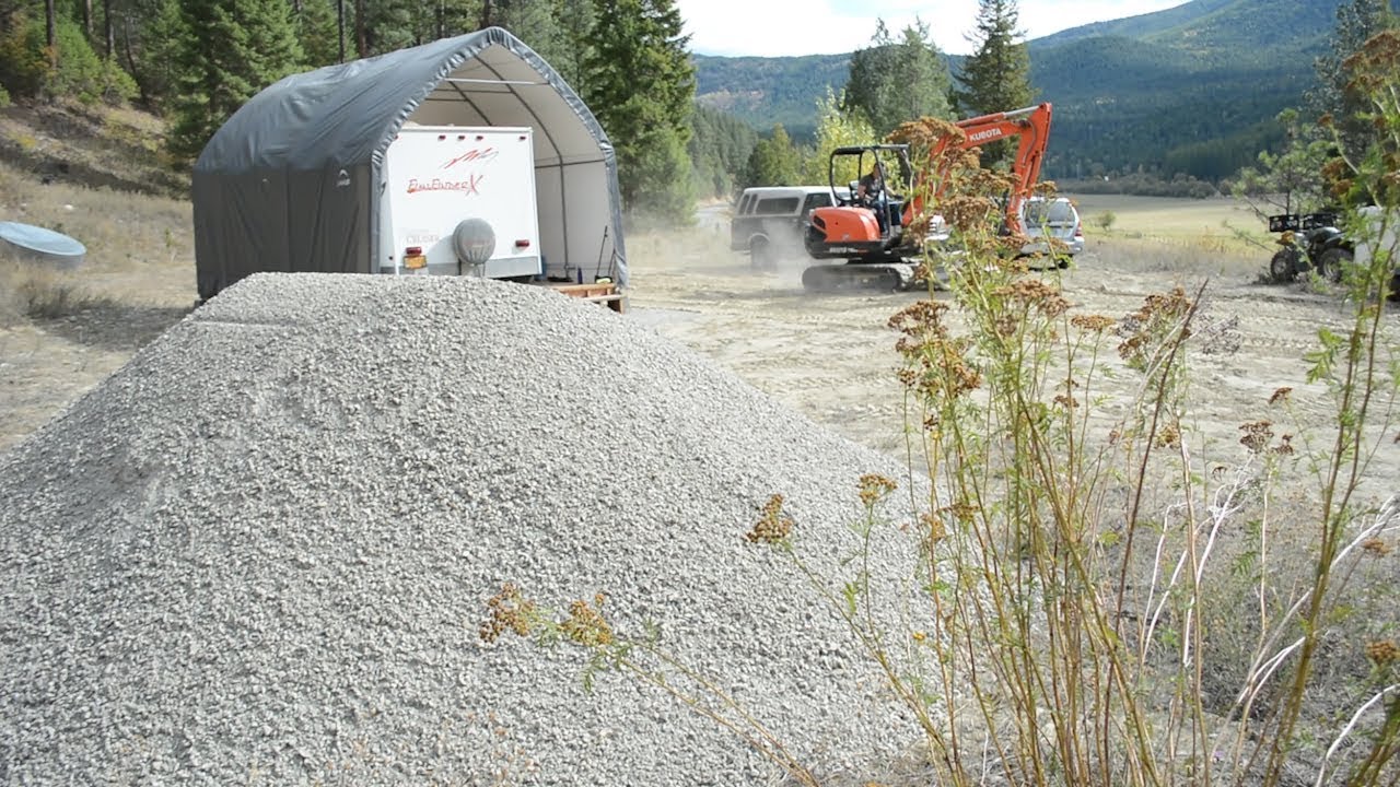 Living off the Grid: Paving Our Driveway with Gravel (3/4