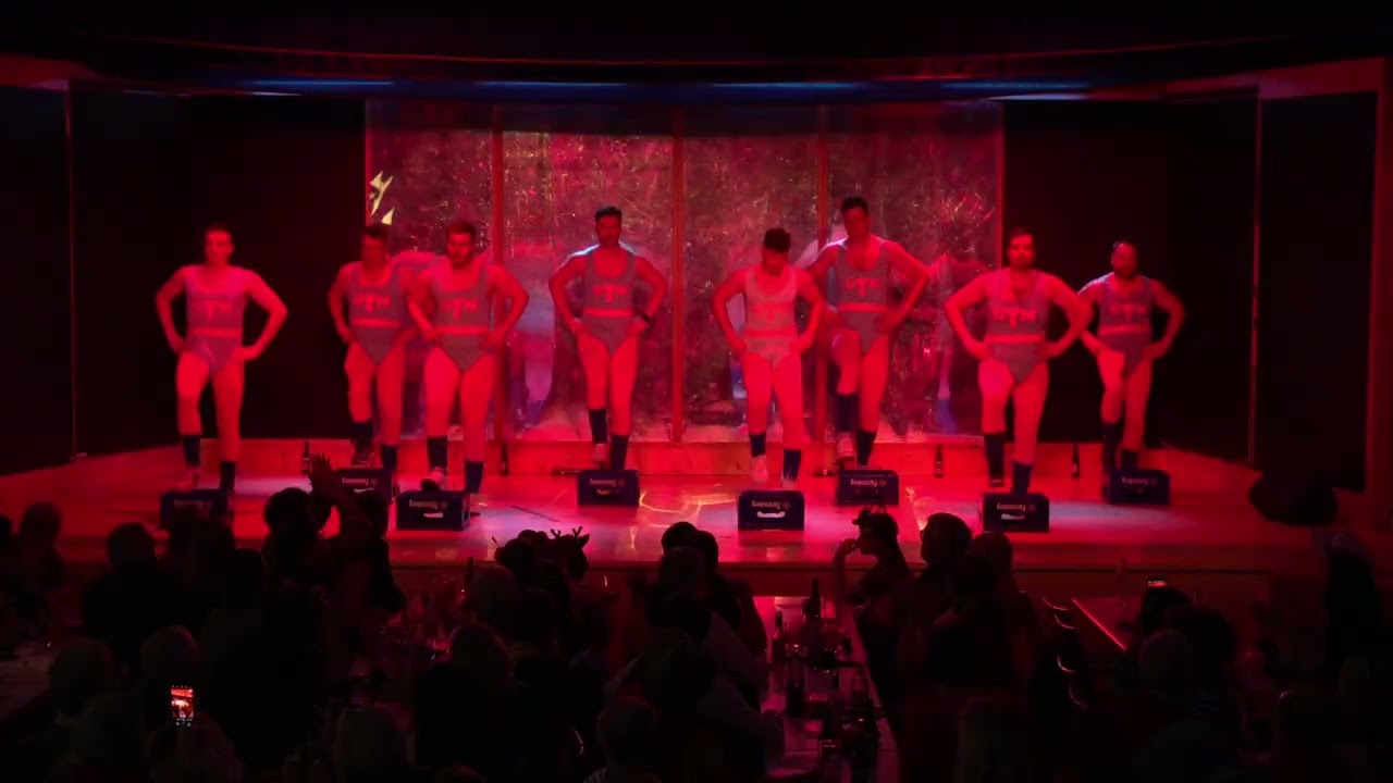 Tanzbären-taktlos und sexy, und das FINALE 2026