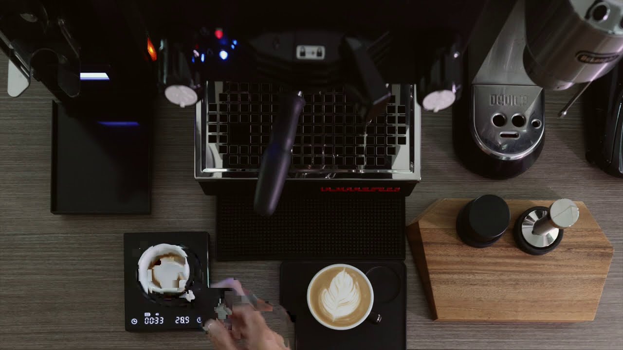 Everyday Coffee | 12:45PM 24.02.21 | La Marzocco Linea Mini | Make a latte and espresso machiato