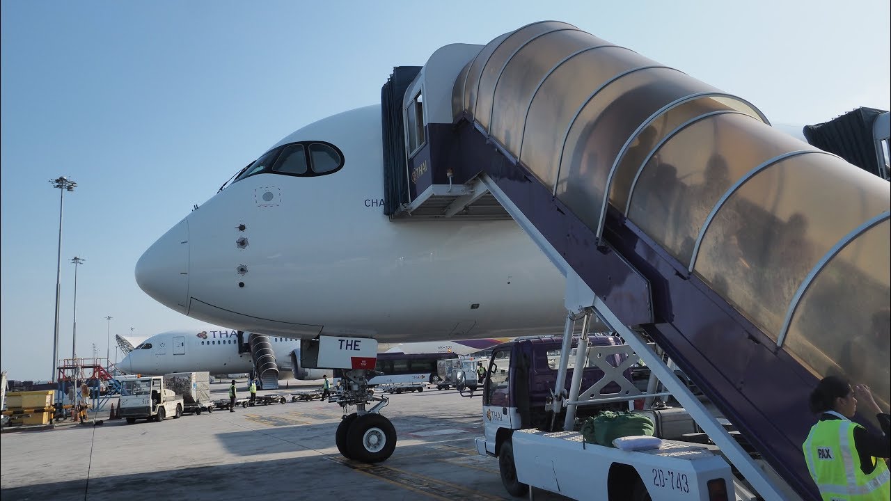 Thai Airways TG643 Tokyo to Bangkok Review (Airbus A350)