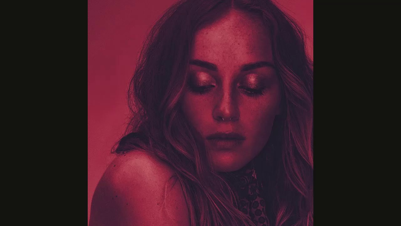 Zella Day ~ Tigre
