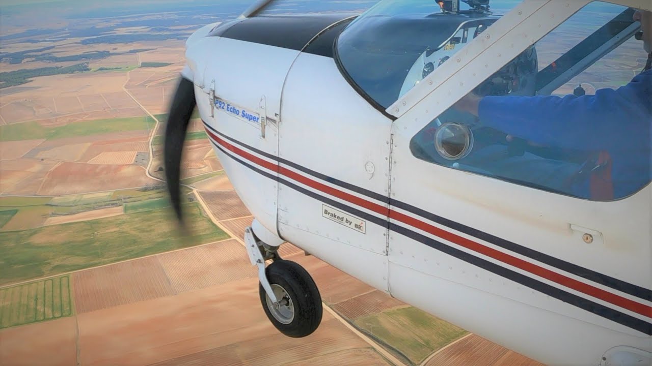 Adaptación a la Tecnam P-92.
