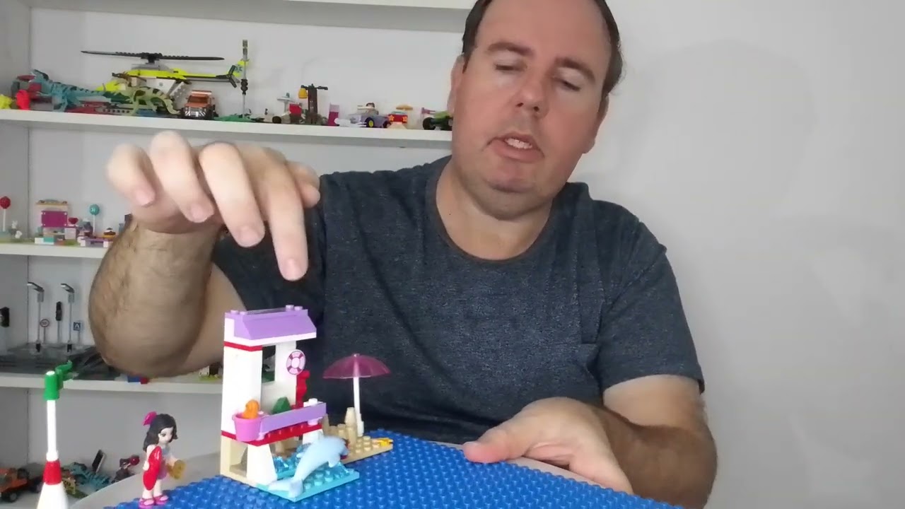 LEGO REVIEW LEGO FRIENDS EMMA'S LIFEGUARD POST SET 41028 FROM 2014-2015