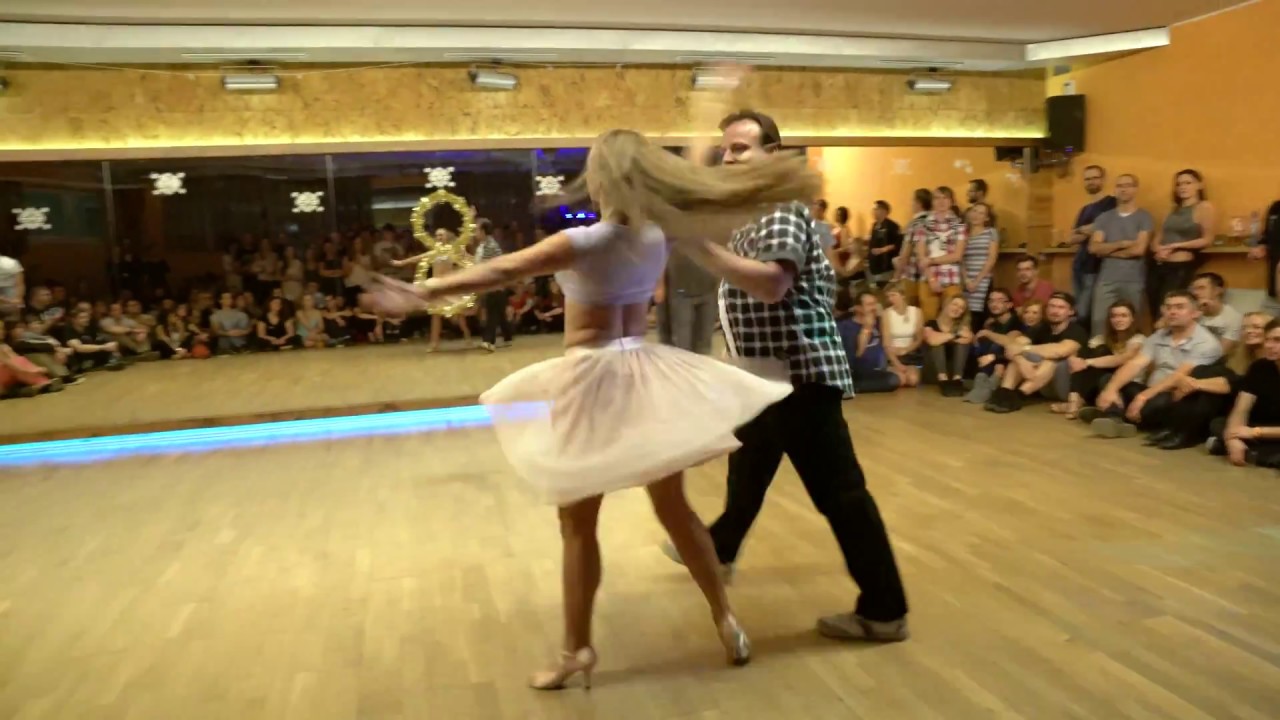 Lambazouk show Honza & Katerina in Stolarna