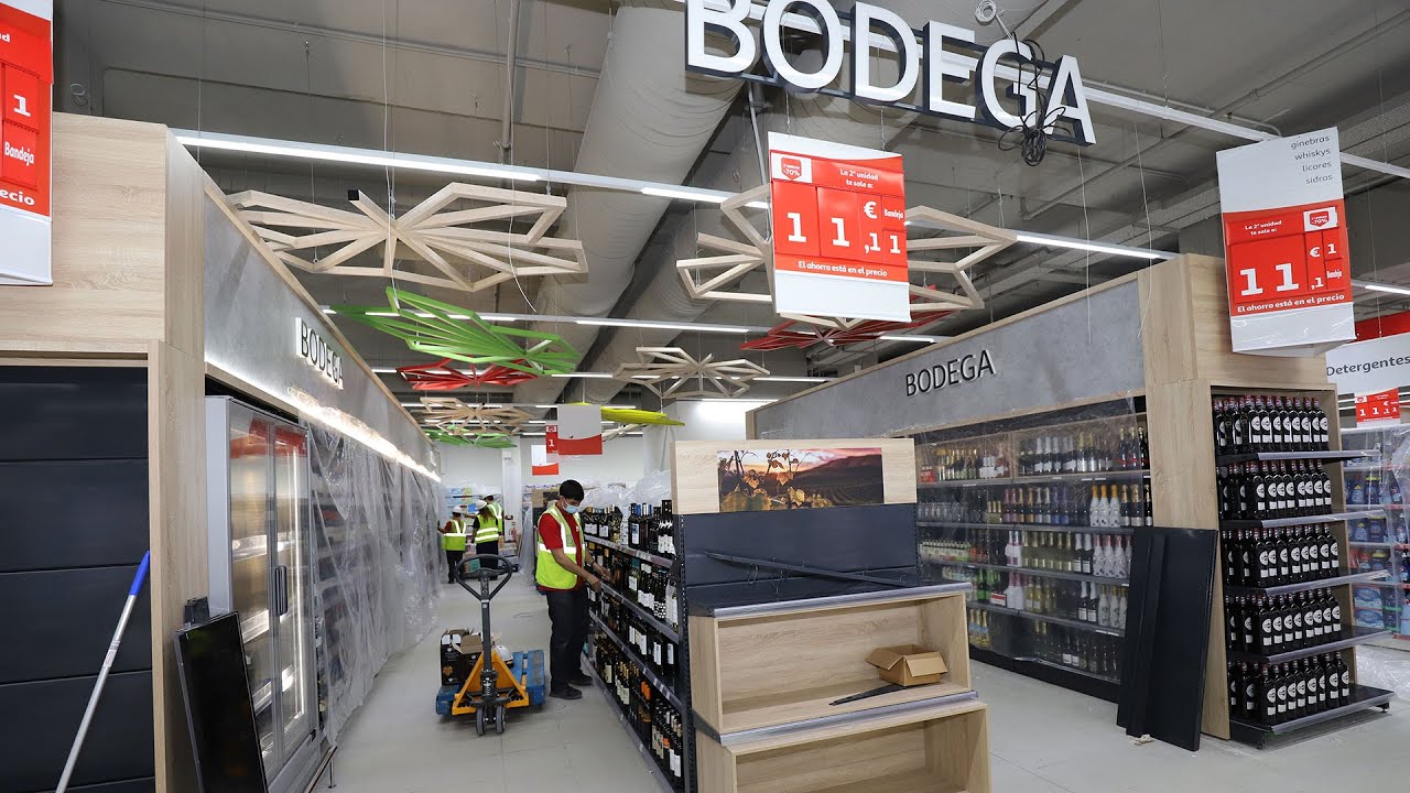 Visita al interior del Alcampo del Vialia de Vigo antes de su apertura - Metropolitano