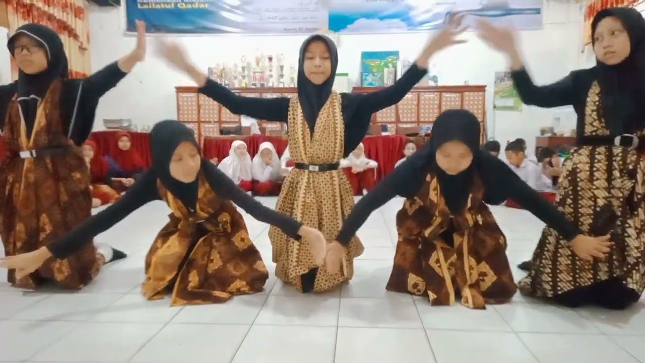 Tari Dinding Badinding#Kelas 6 Makkah 2#MIN 1 KOTA MEDAN 