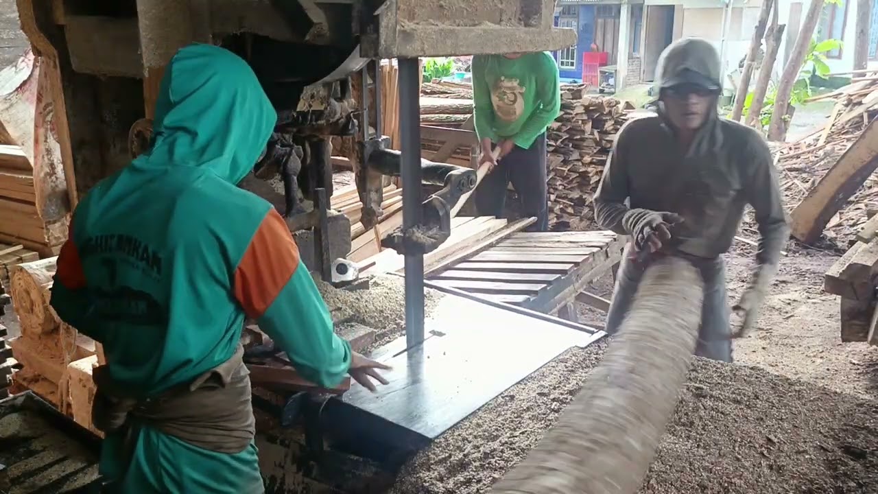 POTONG BALOK HASIL BERLIPAT 