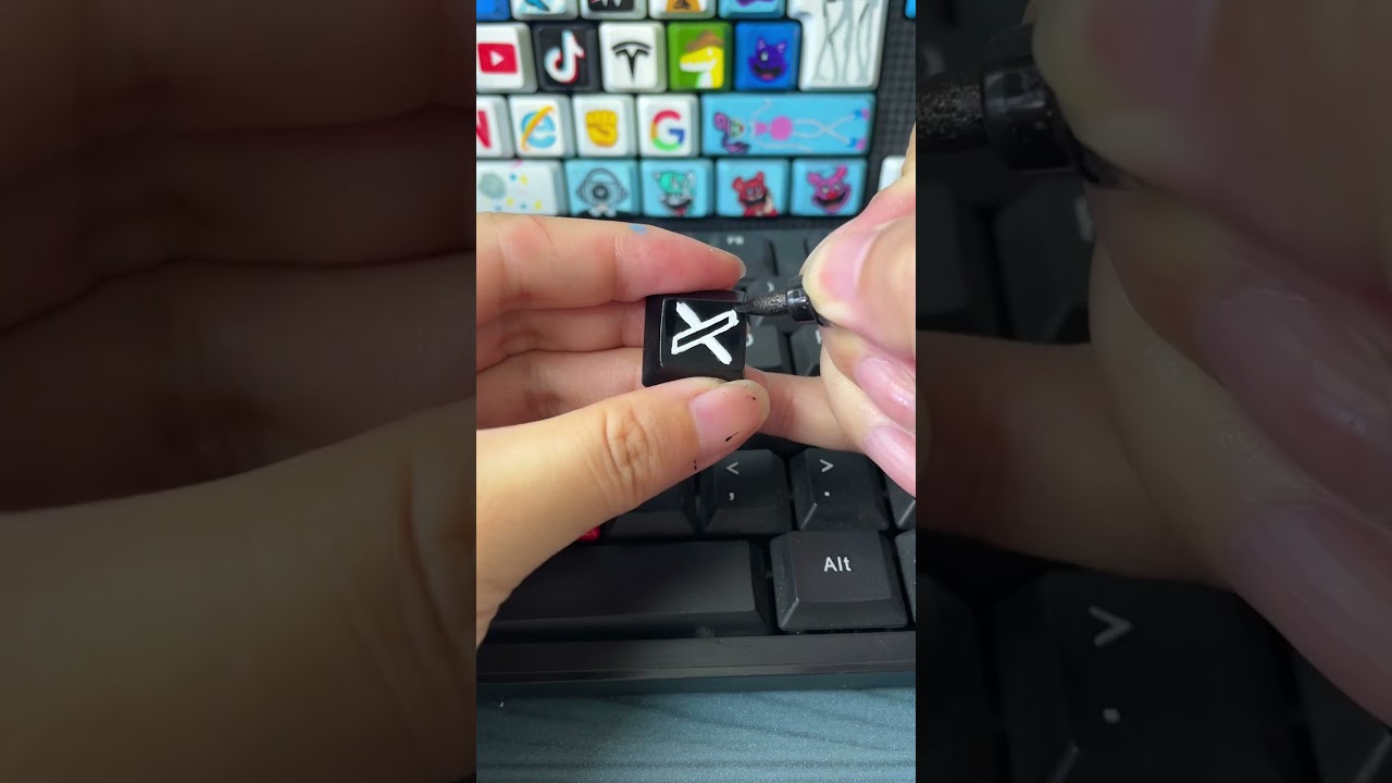Drawing Twitter on the keyboard part2 #shorts #diy #art #keyboard #tiktok #trending #fyp #twitter