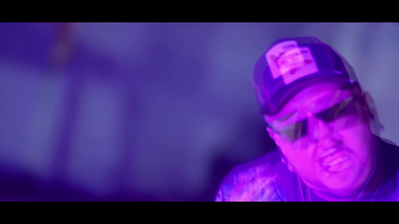 Rabbit - Soy Soltero ( Video Oficial )
