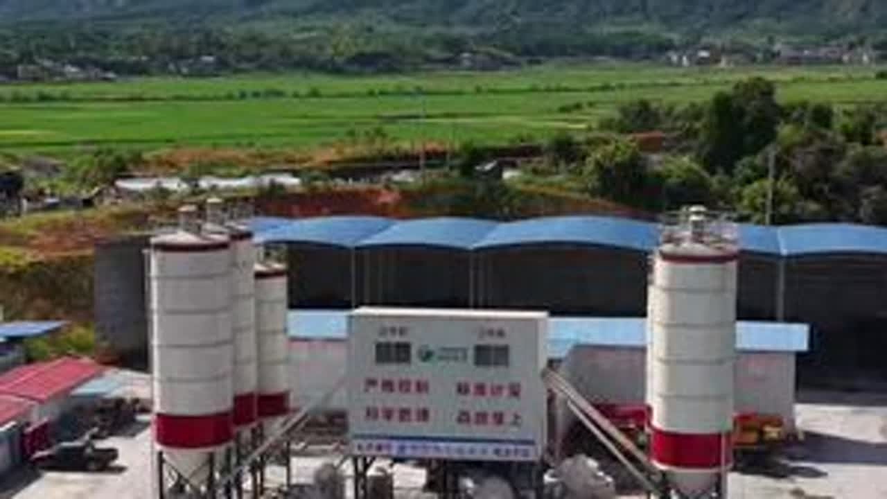 道县境内的零道高速全长24.46公里今天我用无人机就抢先体验了18公里，从梅花周家村的料场开始飞差一点就飞到夏蓉高速交汇口了！真期待建成后通车的那天在开车去体验一把。#航拍最美家乡 #零道高速 ...