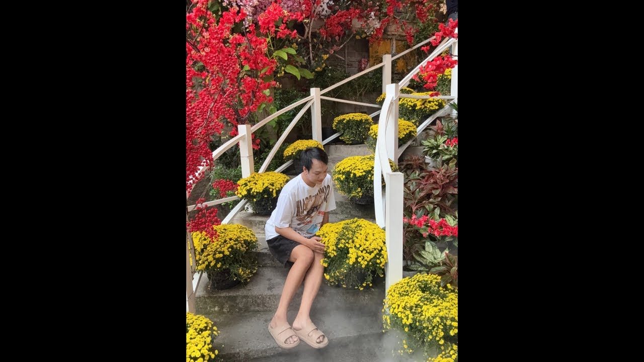 Thứ sáu thì em thích xõa, nhưng thích nhất là được xõa vào lòng anh.