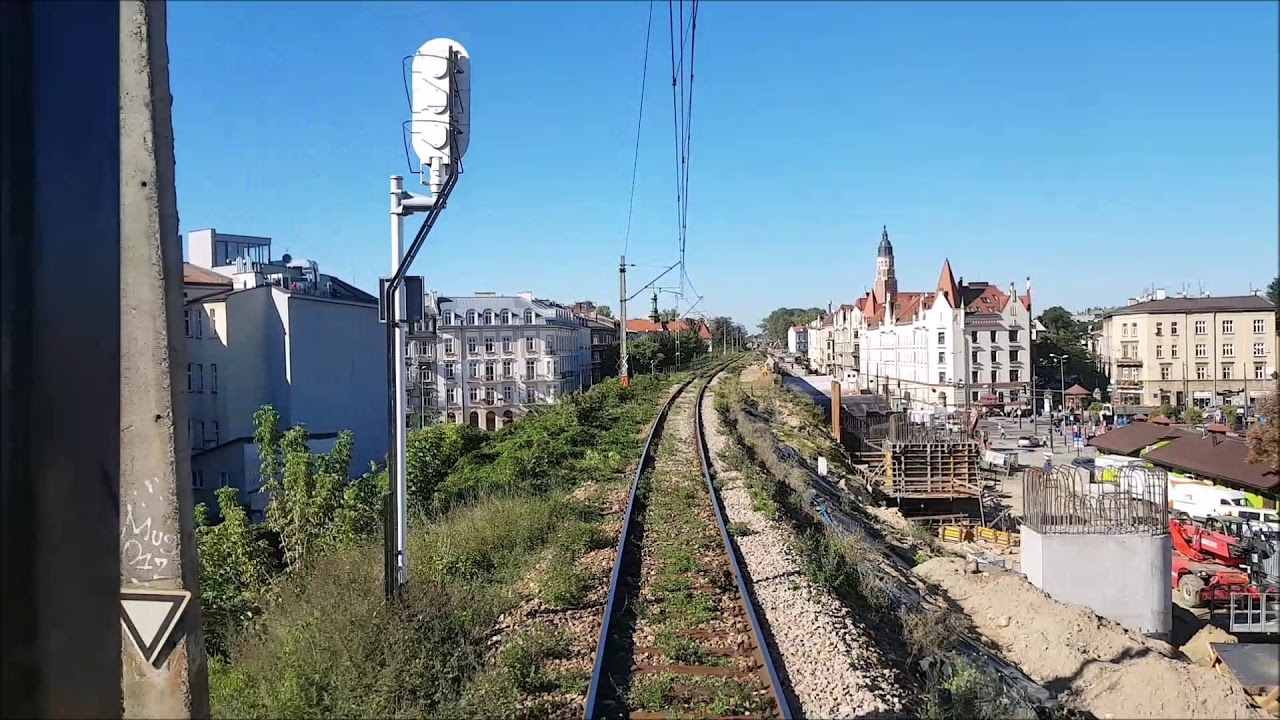 Kraków Główny - Kraków Płaszów - postępy prac na budowie estakady w centrum