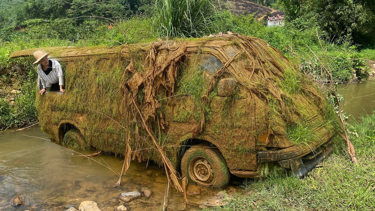 Girl restores legendary Toyota passenger car forgotten after 25 years - Toyota Restoration (Hiace)