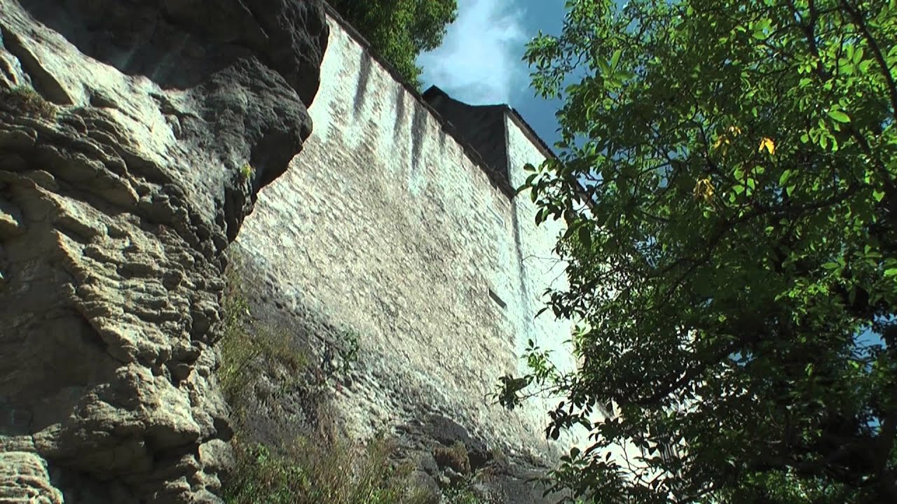 Schlaraffenland mit Schlachtfeld
